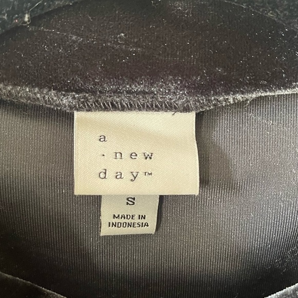 NWOT Women’s A New Day Charcoal Gray Velour Dress, Small - Picture 6 of 6